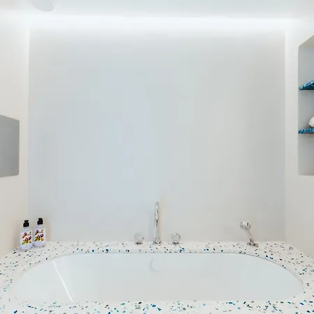 Hotel Les Roches - Relais & Chateaux