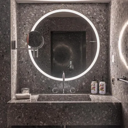 Les Roches - Relais & Chateaux Hotell 5*