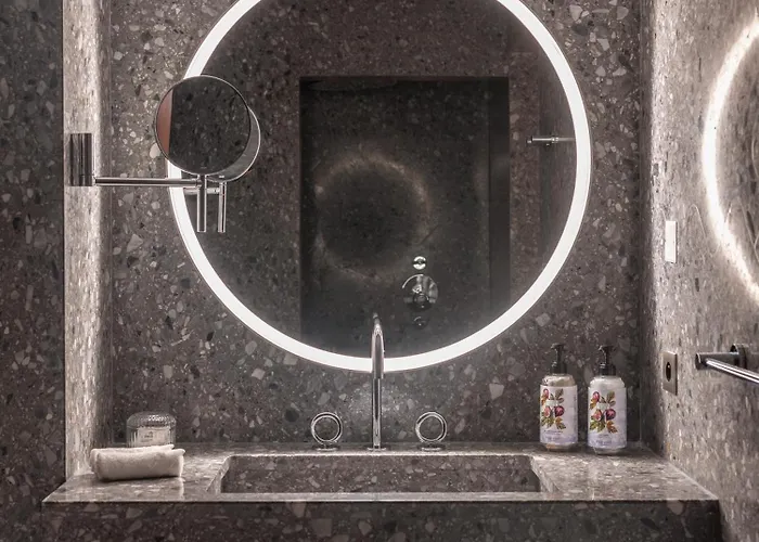 Les Roches - Relais & Chateaux Szálloda 5*