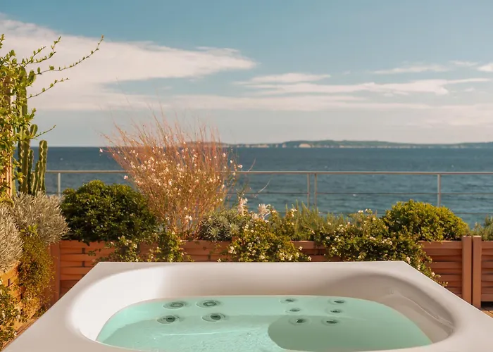 Les Roches - Relais & Chateaux Szálloda 5*